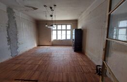 Casa tip duplex, 210 mp utili si teren aferent 797 mp, Sub Arini