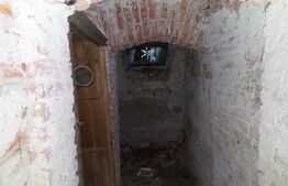 Casa tip duplex, 210 mp utili si teren aferent 797 mp, Sub Arini