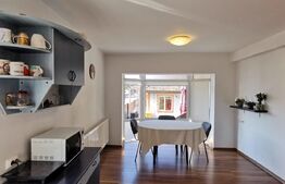 Casa de 4 camere, 2 bai, 175 mp teren, Trei Stejari 