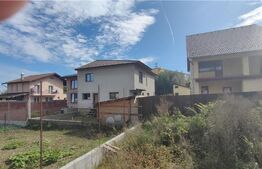 Casa cu 7 camere, 300 mp utili, teren 400 mp, Exterior Vest