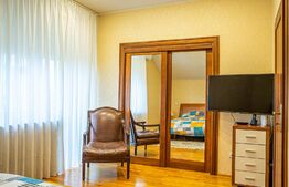 Casa deosebita, 3000 mp de teren, Calea Plopacii