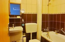 Apartament 3 camere la mansarda, 71 mp, cartier Strand