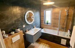 Apartament 3 camere la curte, 75 mp, modern, Selimbar