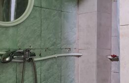 Garsoniera 12 mp, baie proprie, zona Aleea Calarasilor