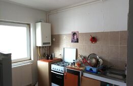 Apartament 3 camere, decomandat, 51 mp, mansarda, Broscarie