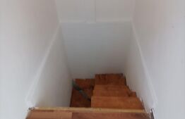 Apartament 3 camere, decomandat, 51 mp, mansarda, Broscarie