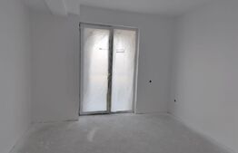 Apartament 87mp, 2 bai, si gradina cu terasa, zona Ciresica
