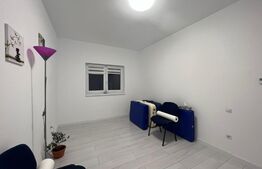 Apartament 3 camere, decomandat, nou