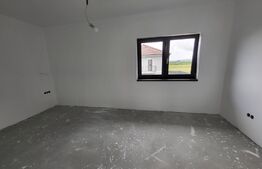 Casa individuala având 4 camere, 120 mp, teren 430 mp, Cristian