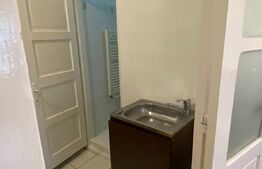 Garsoniera, 24 mp, parter inalt, zona Garii