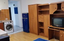 Garsoniera, 28 mp, etaj intermediar, Broscarie