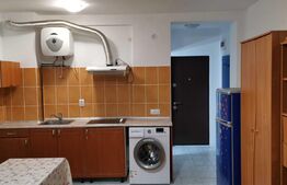 Garsoniera, 28 mp, etaj intermediar, Broscarie