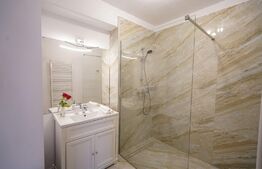 Apartament cu 3 camere, 70 mp, decomandat, Selimbar