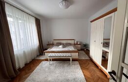 Casa cu 4 camere, 250 mp, teren cu 1024 mp, Trei Stejari