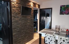 Apartament 3 camere, decomandat, 55 mp, zona Valea Aurie