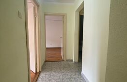 Apartament 3 camere, 65.2 mp, etaj 3, zona Siretului 