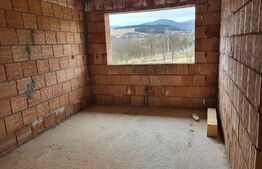 Casa individuala 4 camere în Poplaca avand o suprafata utila de 145 mp si teren de 490 mp