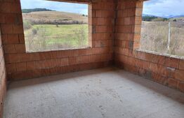 Casa individuala 4 camere în Poplaca avand o suprafata utila de 145 mp si teren de 490 mp