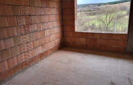 Casa individuala 4 camere în Poplaca avand o suprafata utila de 145 mp si teren de 490 mp