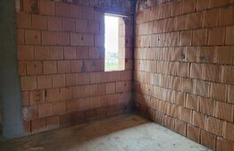 Casa individuala 4 camere în Poplaca avand o suprafata utila de 145 mp si teren de 490 mp