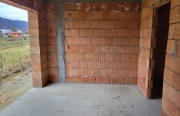 Casa individuala 4 camere în Poplaca avand o suprafata utila de 145 mp si teren de 490 mp