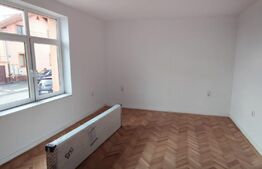 Casa 3 camere, 140mp, Lupeni