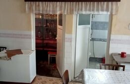 Apartament la casa, 3 camere, 100mp, zona Piata Cluj 