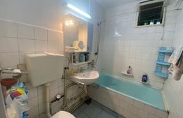 Apartament 3 camere, semidecomandat, etaj intermediar, Zona Calea Dumbravii