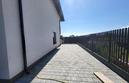 Casa tip Duplex cu 4 camere avand 111 mp utili si 270 mp teren in Cristian