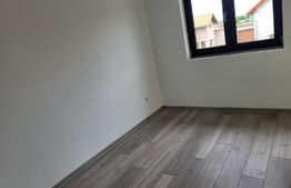 Casa tip duplex, 5 camere, 120 mp utili, 250 mp teren, Cristian