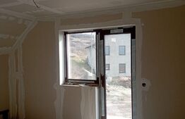 Vila 9 camere, 200 mp, Sura Mare