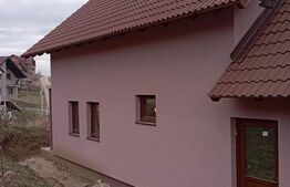 Vila 9 camere, 200 mp, Sura Mare