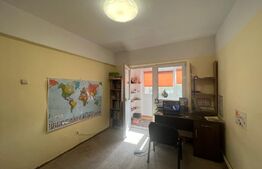 Apartament 5 camere, 90mp, 2 balcoane, zona Strand