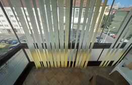 Apartament 3 camere decomandat, Strand