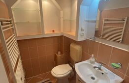 Apartament 3 camere decomandat, Strand