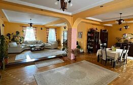 Casa 4 camere, 310mp, zona Cedonia 