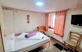 Apartament impartit in doua garsoniere, 40 mp, zona strazii Ocna