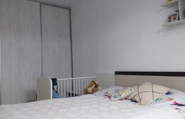 Casa compartimentata ca 2 apartamente, zona Centru