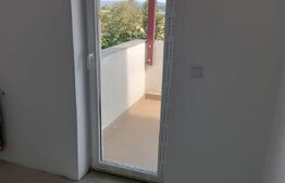 Apartament 6 camere, 180mp, balcon, zona Cisnădie 