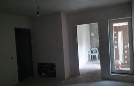 Casa, 250 mp, teren, 394 mp, zona Cisnadie