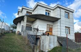 Casa S+P+M 150mp utili,  3 bai, 6 dormitoare, 509 suprafata totala.