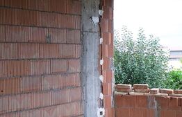 Casa 4 camere, 330 mp, teren, 1200 mp, zona Cisnadiei