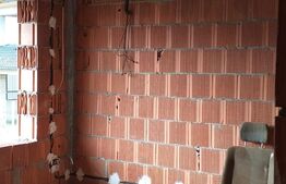 Casa 4 camere, 330 mp, teren, 1200 mp, zona Cisnadiei