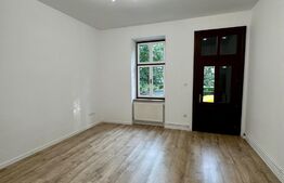 Spatiu 2 camere, 40mp, 2 cai de acces