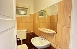 Apartament 3 camere, 95 mp, decomandat,2 bai, zona Centrala