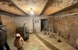 Casa 3 camere, 125 mp, zona Sub Arini