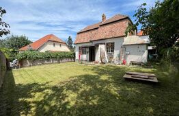 Casa 3 camere, 125 mp, zona Sub Arini