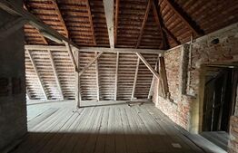 Casa 3 camere, 125 mp, zona Sub Arini