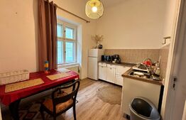 Apartament 3 camere, 90mp, decomandat, zona Ultracentral