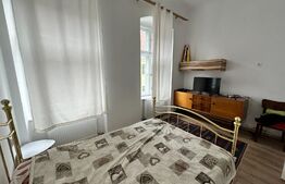 Apartament 3 camere, 90mp, decomandat, zona Ultracentral